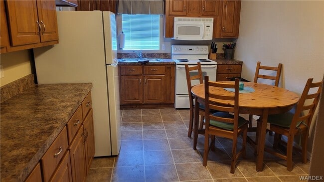 Photo - 606 Gordon Dr