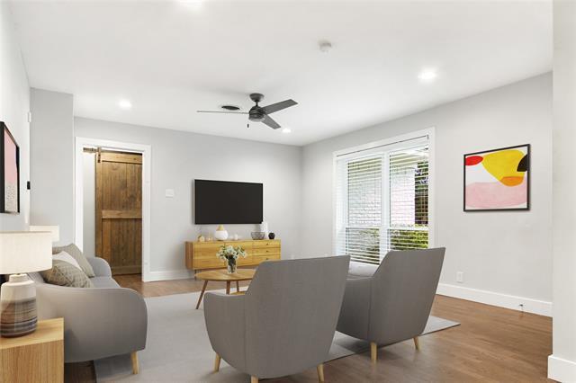 Photo - 10005 Newcombe Dr