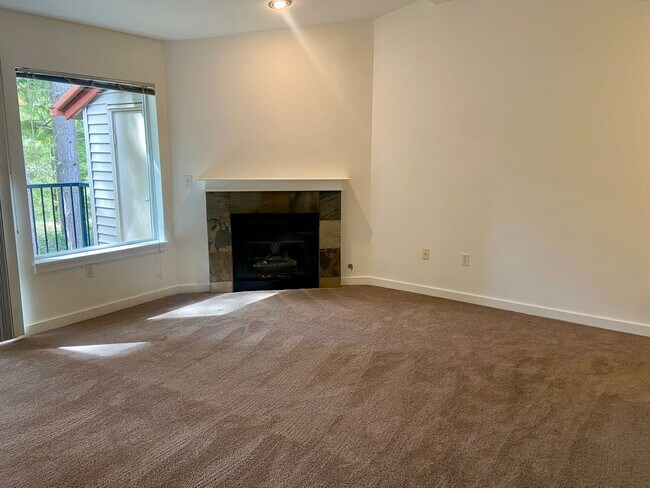 Photo - Welcome to spectacular Klahanie in Issaquah!