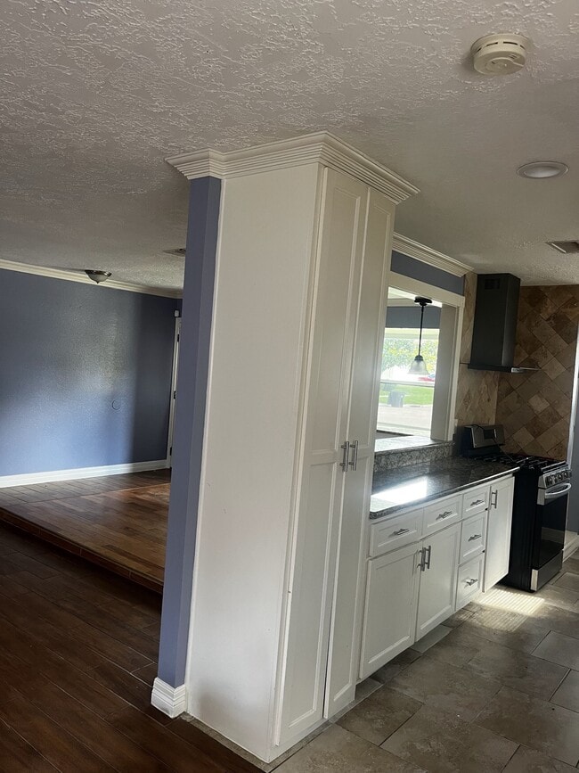 Photo - 12418 Plumbrook Dr