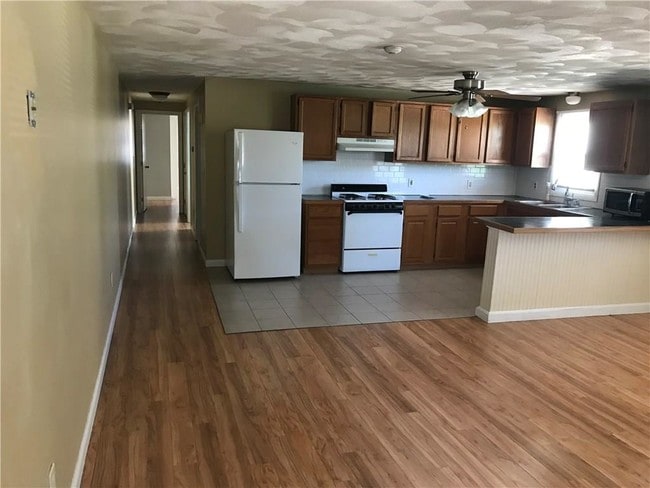 Photo - 1282 Chalkstone Ave Unit 1