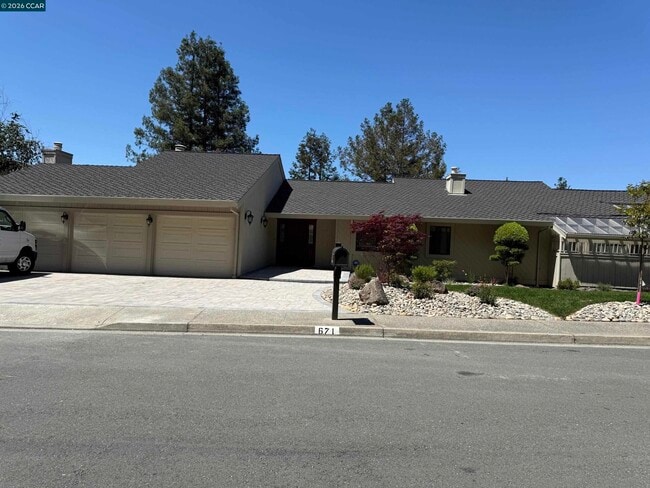 Photo - 671 Ironbark Cir