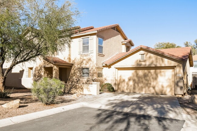 Building Photo - 2746 S Southwind Dr