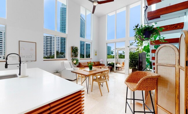 Photo - 1428 West Ave Unidad 406