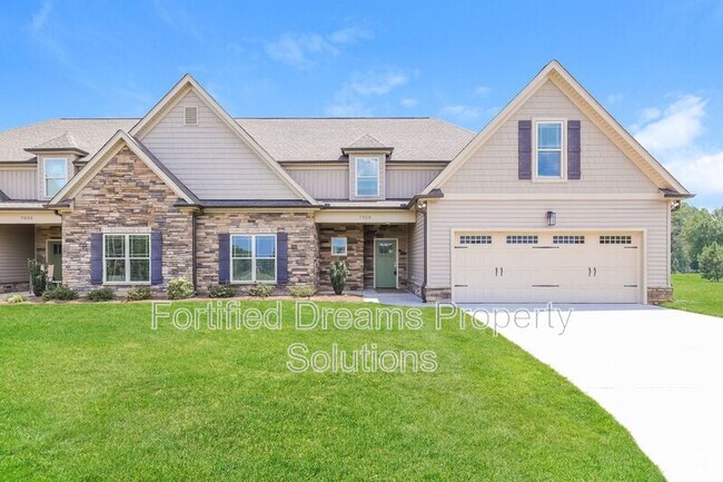 Building Photo - 7028 Westfield Vlg Cir Rental