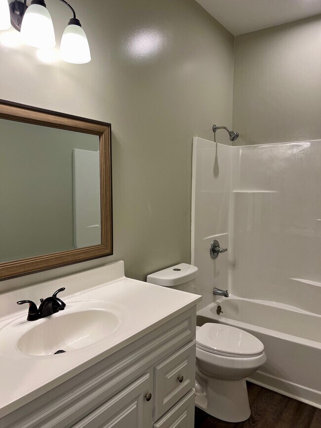 Photo - 219 Pearl St Unit 5