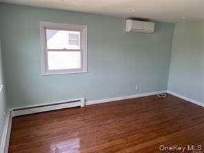 Photo - 23 Jamaica Ave