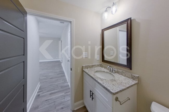 Photo - 157 Allentown Wy