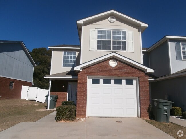 Building Photo - Wakefield Subdivision!!  END UNIT Rental