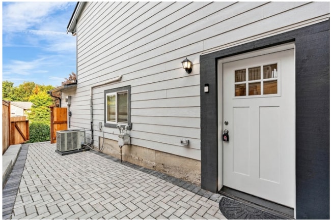 Photo - 1423 85th Dr NE Unidad B