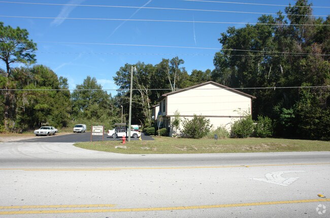 Southern Pines Apartments