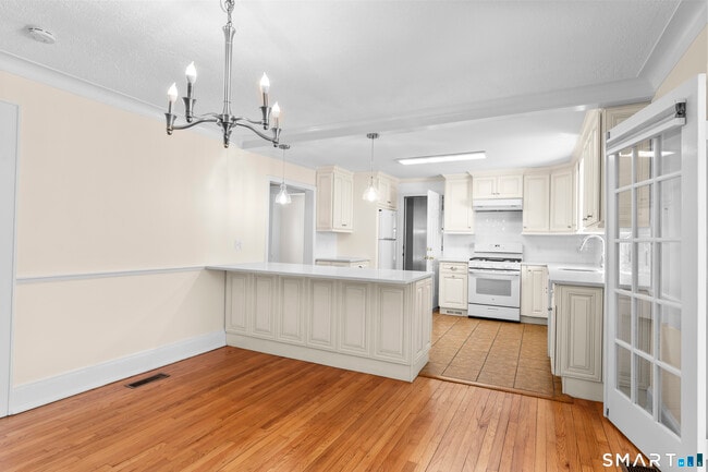 41 Grasso Terrace