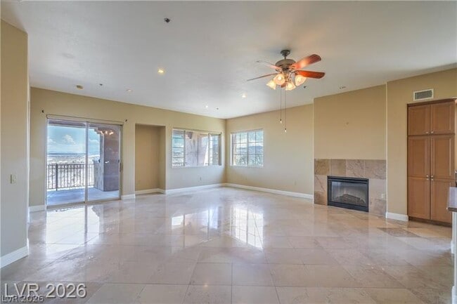 Photo - 15 Via Mantova Unit 302