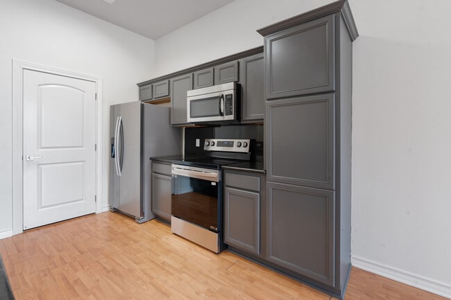 Photo - 3315 Omega St