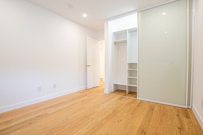 Photo - 260 Gamble Ave