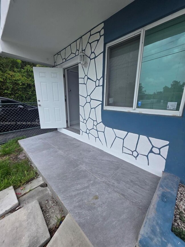 Building Photo - 3177 NW 29th St Unit A
