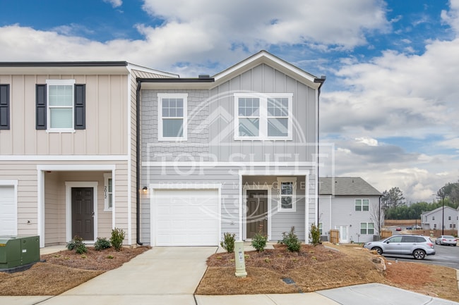 Building Photo - 2010 Ayla Dr