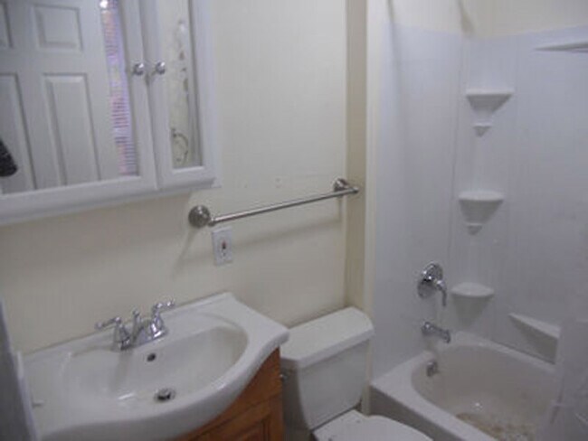 Photo - 303 Lexington Ave