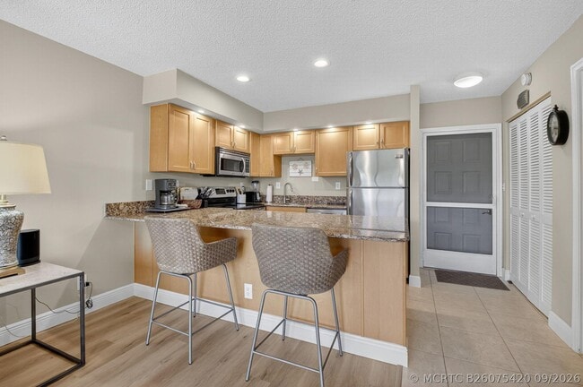 451 Greensward Ln Unit 104-B