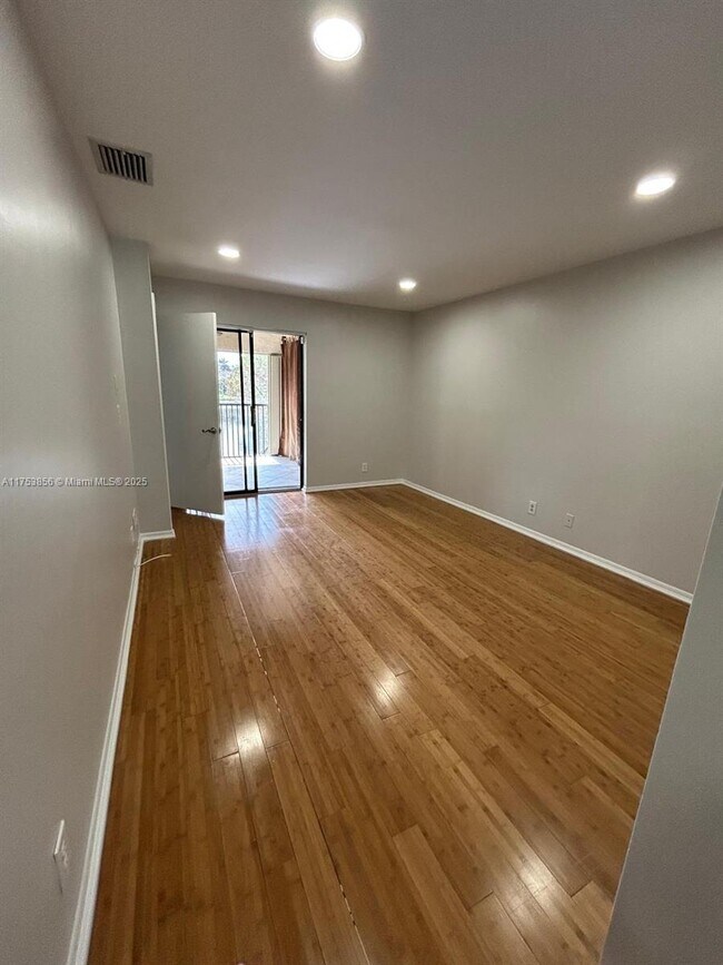 Photo - 3299 Cocoplum Cir Unit 3324