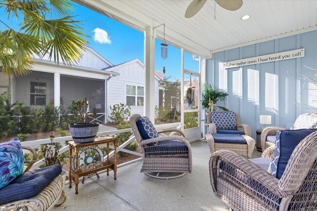 119 Sandbar Ln