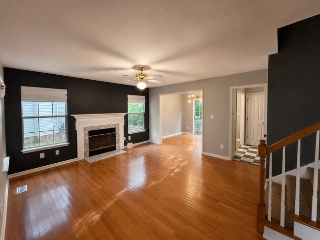 Photo - 5716 Bashford Crest Ln