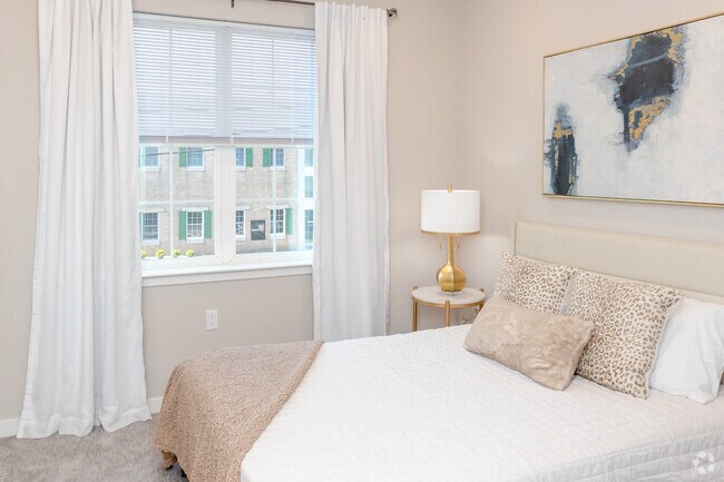 2 BR-2 BA 1072 SF Bedroom 2
