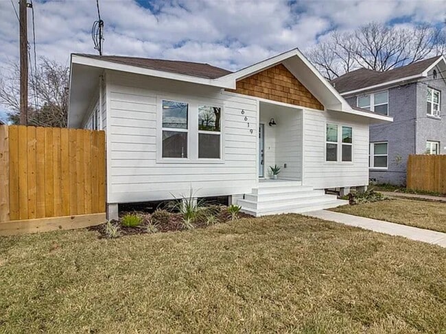 Photo - 6619 Sherman St