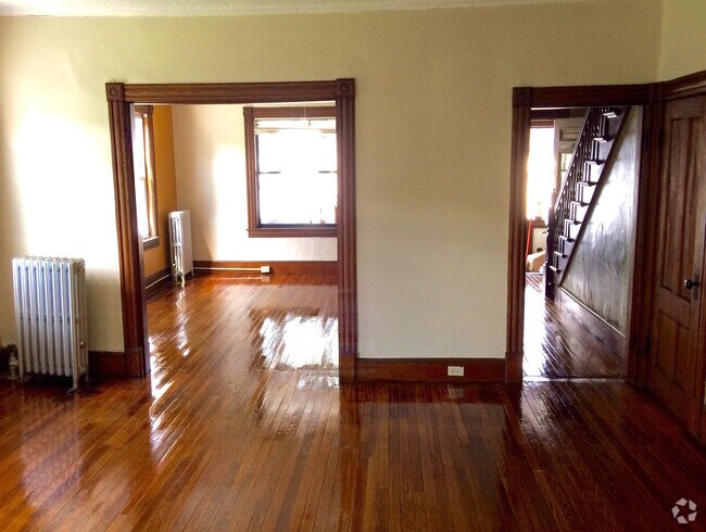Dining/living room - 19 Maple Ave Rental