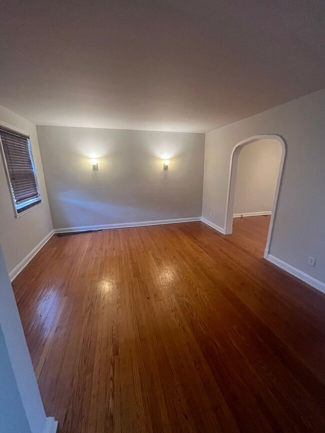 Photo - 3515 Parklawn Ave
