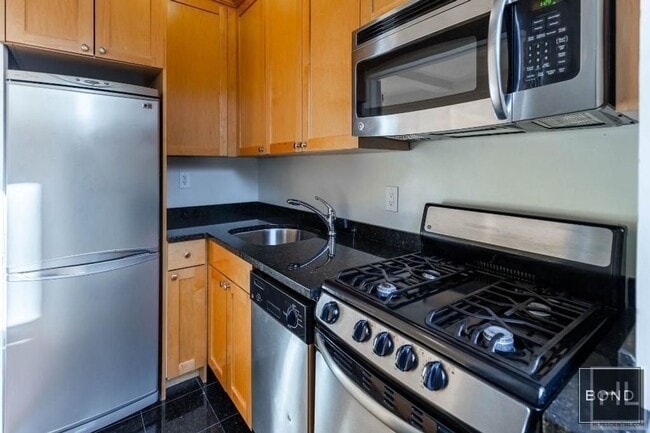 Photo - SECOND AVENUE Unit 3H