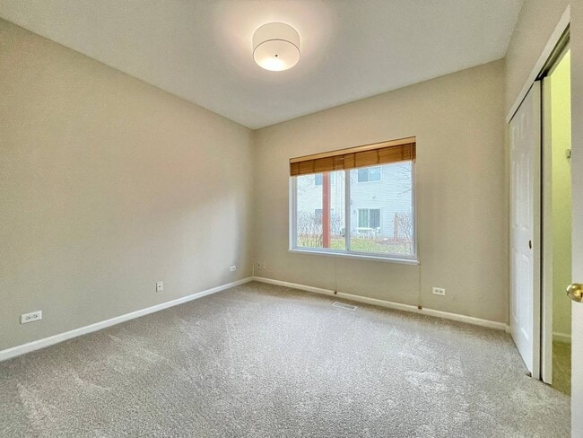 Photo - 343 Abington Woods Dr