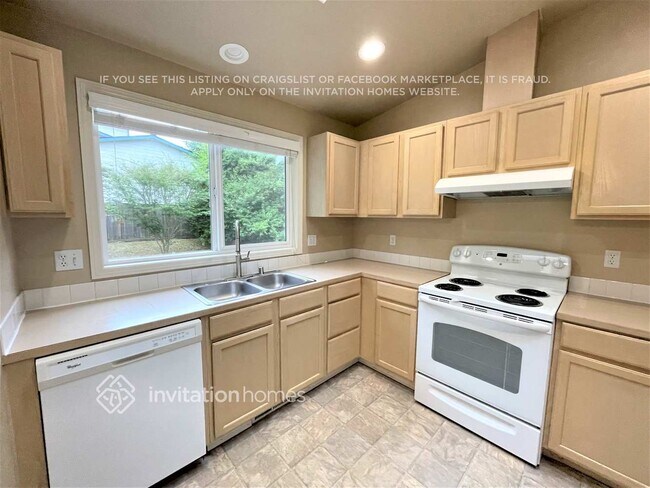 928 58th Pl SW