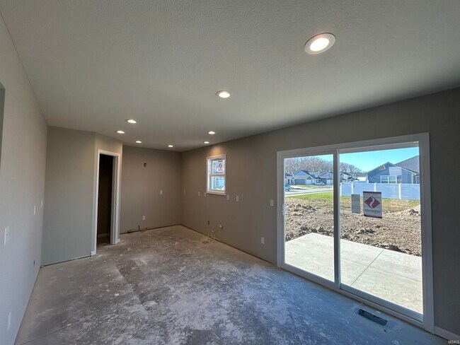 Photo - 211 Brescia Dr