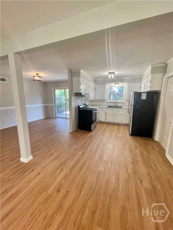 Building Photo - 318 Willow Rd