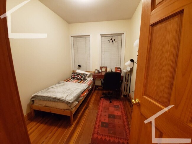 Photo - 47 Hooker St Unit 3