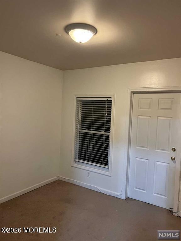 Photo - 154 Maple Ave Unit 2