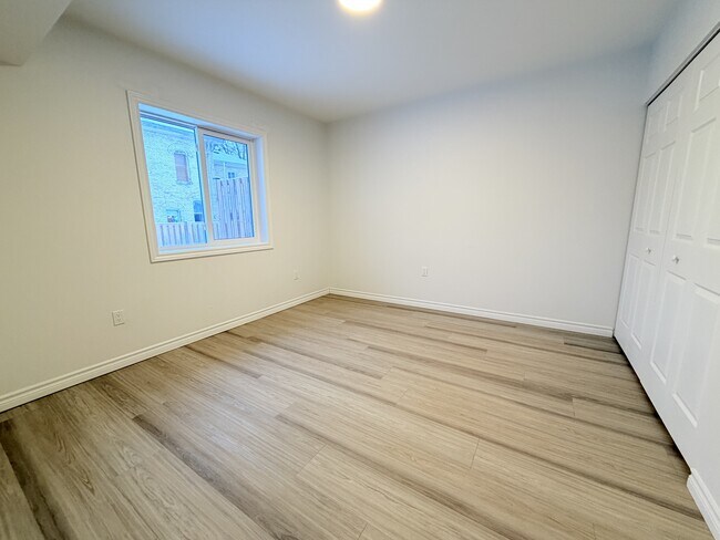 Photo - 3250 River St Unit 1