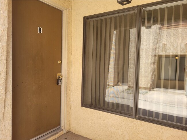 Photo - 3659 Wendell Ave Unit B