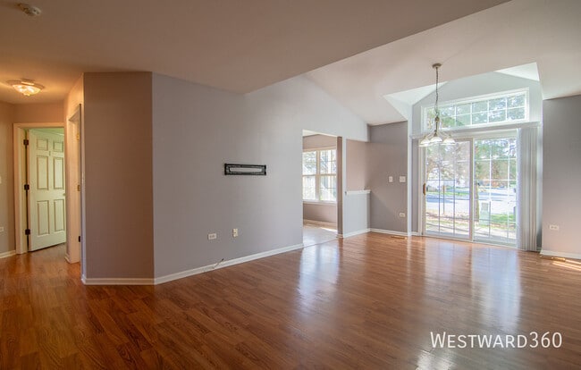 Photo - 2835 Rutland Cir