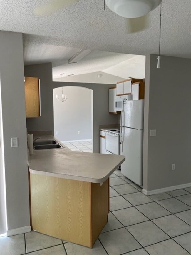 Photo - 2830 Ascot Ln