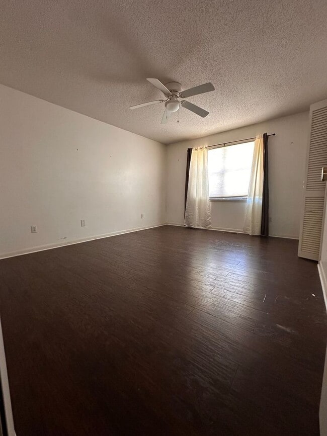 Photo - Daleville!!! Minutes from the Ft Novosel ...