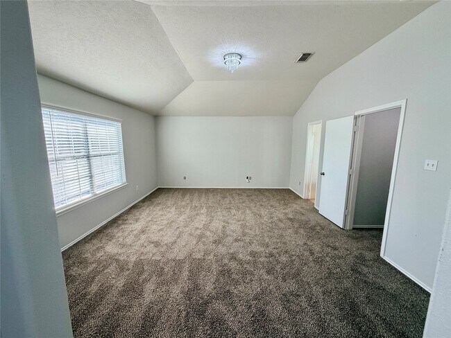 Photo - 9011 Aspen Trace Ln