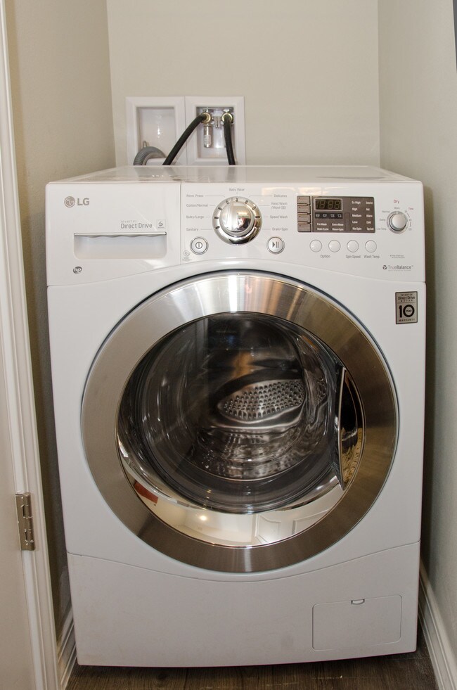 Summerfield Apartments & MicroUnits Pittsburg, KS