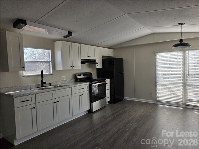 Photo - 5712 Unionville Rd