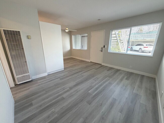 Photo - The Pines Apartments