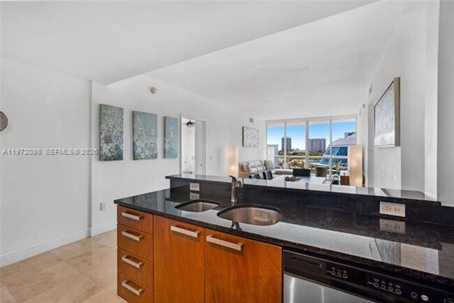 Photo - 3131 NE 188th St Unit 3131 NE 188th St  1-910