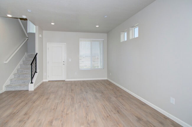 Photo - 63 N Veranda Ct