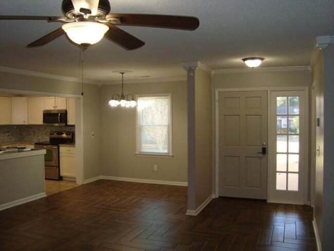 Photo - Renovated 4 bedroom available now to rent!