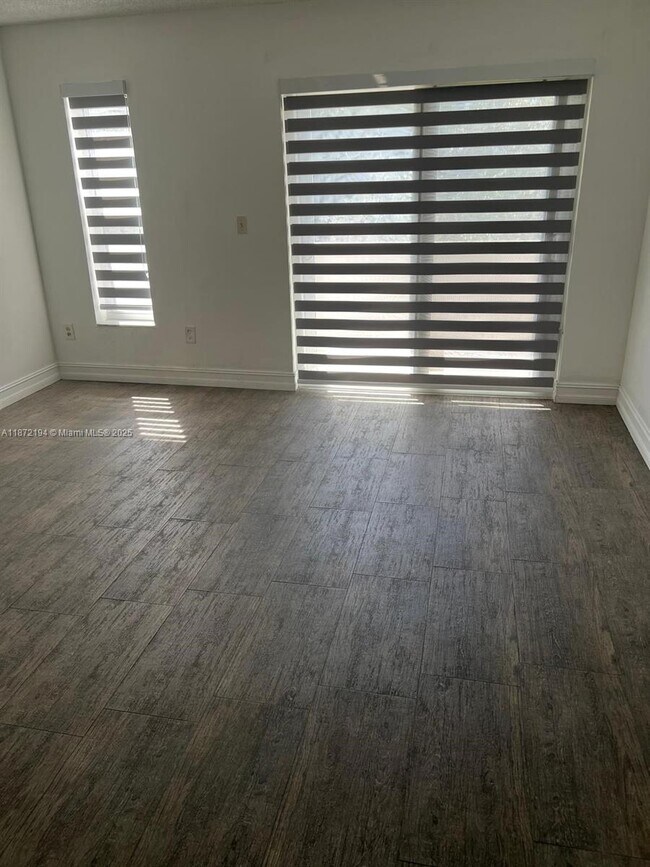 Photo - 50 Antilla Ave Unit 4